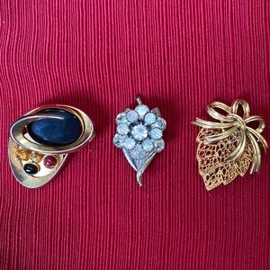 💐Antique Brooches